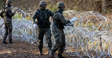Крепость Польша: страна возводит "Восточный щит" на границе с РФ и Беларусью (фото)