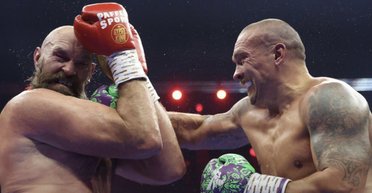 "Обидел нашу семью": дочь Фарион набросилась на Усика после его победы над Фьюри (видео)