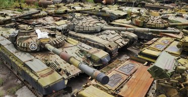 У Росії спустошують парки танків: що роблять зі старими Т-72 (фото)