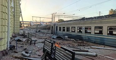 "Шахеды" против украинской логистики: РФ нарастила удары по железной дороге (видео)