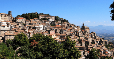 В Італії знову почали продавати будинки за 1 євро, але є проблеми