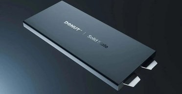 Прощайте аккумуляторы из Китая: в Европе создали первую в мире серийную твердотельную батарею