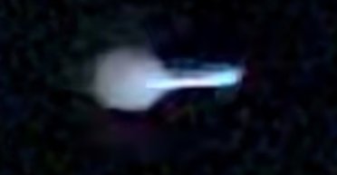 Зафиксирован НЛО в форме ложки: фотограф опубликовал таинственные снимки (фото)