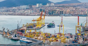 Порт Новороссийска прекратил отгружать нефть: где горит от удара "Нептуна" (фото)