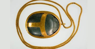 Скарабей Хатнефер: золотой артефакт знатной египтянки ей не принадлежал (фото)