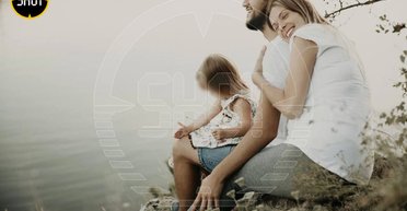 Кормили фруктами и "живыми маслами": родители-сыроеды заморили до смерти 2-летнюю дочь (фото)