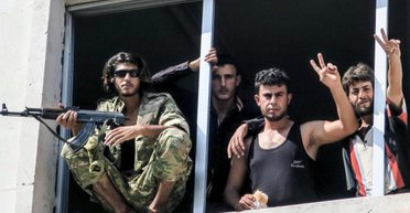 Кому война — мать родная. Кто, как и почему живет с военных конфликтов в современном мире