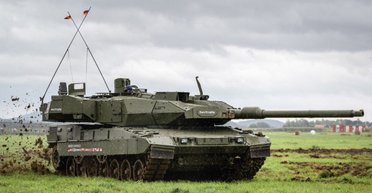 Під боком Росії: Литва озброїться новітніми танками Leopard 2A8 і БМП CV90 (фото)