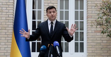 Семь нянек и дитя без глаза. Кто ответит за провал борьбы с коронавирусом в Украине