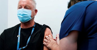 В ожидании "Дельты". Успеет ли Украина провести вакцинацию до начала третьей волны пандемии