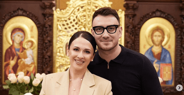 Співак Іван NAVI з дружиною похрестили первістка (фото)