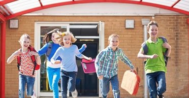 Летние каникулы в Украине 2024: даты и продолжительность по областям