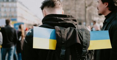 Скасувати захист українських чоловіків 23-60 років у ЄС просять у самому Києві, — єврокомісар