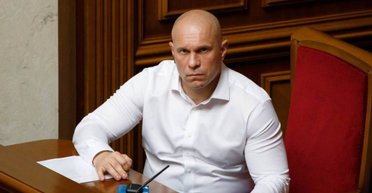 Товарищ Кива, вы большой ученый. Как политики подрывают авторитет украинской науки