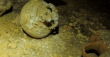 В Израиле обнаружили нетронутую погребальную пещеру времен Рамсеса II (фото)