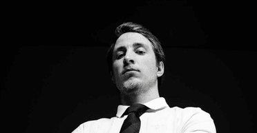 "Мав би подати до суду": "холостяк" Олександр "Терен" відповів на чутки про те, як він втратив ноги