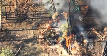 "Зафіксували та знищили": бійці "Азов" показали ураження російського ЗРК "Стріла-10" (відео)