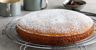 Усього 9 хвилин і можна ставити в духовку: неймовірно швидкий рецепт десерту