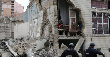 Разрушения в спортзале и новые пострадавшие: в ГСЧС обновили данные об атаке на Киев (видео)