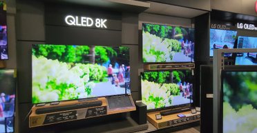 Найкращі телевізори в "Чорну п'ятницю" від TCL, Hisense і Samsung, — поради експерта