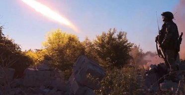 Вогнеметна система на новій платформі: у РФ модернізували ТОС-1А "Солнцепек" (відео)