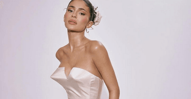 Кайлі Дженнер розкритикували за "весільну сукню не по темі" на Met Gala 2024 (фото)