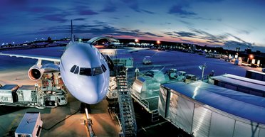 Полет ненормальный. Почему авиакомпании задерживают рейсы и завышают цены на билеты