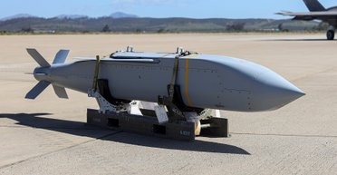Авіабомби JSOW, які США вирішили передати Україні, можна перетворити на ракети, — аналітик
