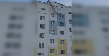 У Харкові "Шахед" врізався у багатоповерхівку: є постраждалі (відео)