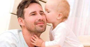 В Инсте такого не было. Почему отцовство — это травмирующий опыт