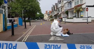 Усе сходить із рук: 9-річні хулігани з ножами тримають у страху ціле курортне місто (фото)