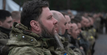 "І ворогу не побажаєш": актор-воїн Ращук розповів про батька, який допомагає росіянам (фото)