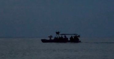 От 2 до 20 катеров: оккупанты РФ пожаловались на высадку десанта на Кинбурнской косе (фото)