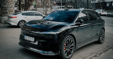 В Киеве заметили недорогой электрокроссовер от Geely и Volvo с запасом хода 700 км (фото)