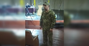 Мобилизация в Украине: Черкасский ТЦК вручил повестки депутатам горсовета (видео)