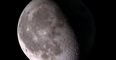 На Місяці виявили два раніше невідомі мінерали: їх немає на Землі