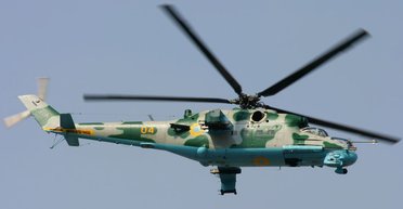 Українські Мі-24 на варті неба: як екіпажі вертольотів знищують ворожі БПЛА (відео)