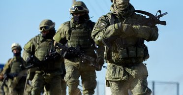 "В лоб не подойдешь". ВС РФ активизировали штурмы под Угледаром, устоит ли город