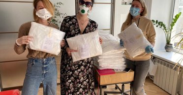 Маски для лица вместо платьев. Что и для кого шьют украинские дизайнеры на карантине