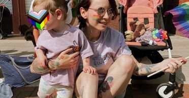 Жінка, яка завагітніла "нетрадиційним способом", зробила важливу заяву для матерів таких дітей