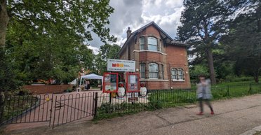 Кризис усиливается: в Лондоне появился первый в мире музей бездомности (фото)