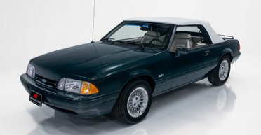 Редкая капсула времени: обнаружен 33-летний Ford Mustang в новом состоянии (фото)