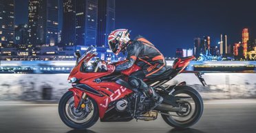 Дешевый аналог Kawasaki: представлен скоростной китайский мотоцикл за $4000 (фото)