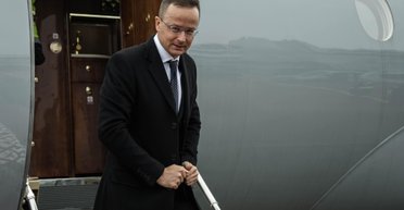 Другие не волнуют: Венгрия заявила о продолжении сотрудничества с РФ