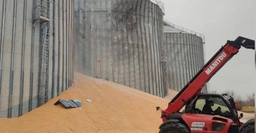 Повреждено заполненное зернохранилище: ВС РФ атаковали Полтавскую область, — ОВА