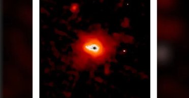 Найдено облако пыли, которое не сдается: оно покинуло родную галактику и не останавливается