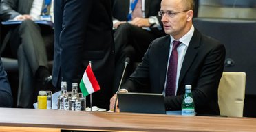 "Влияет на длительность войны": в Венгрии рассказали, почему не помогают Украине оружием