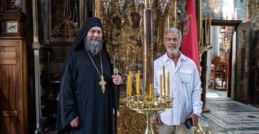 Мел Гибсон тайно посетил сербский монастырь: названа причина