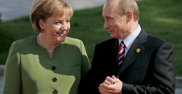 Таємний проєкт Меркель: як Німеччина допомагала Путіну готуватися до вторгнення в Україну, — ЗМІ