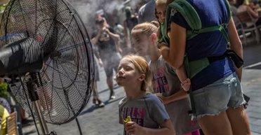 Україну накриють дощі та спека до +38: якою буде погода протягом тижня в різних регіонах